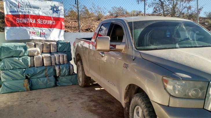 Decomisan 670 kilos de droga, arma y vehículo en Sonoyta