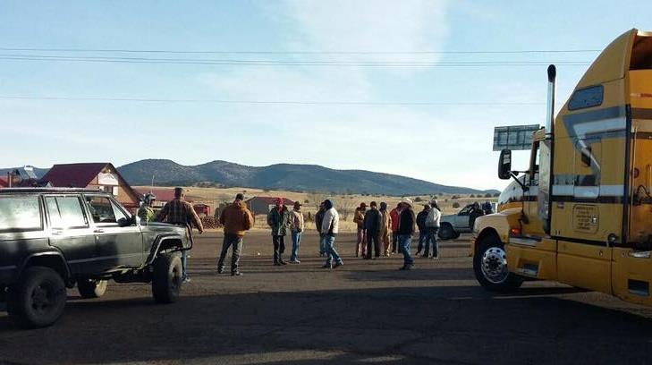 Suman 30 detenidos que bloquearon carreteras por gasolinazo en Chihuahua
