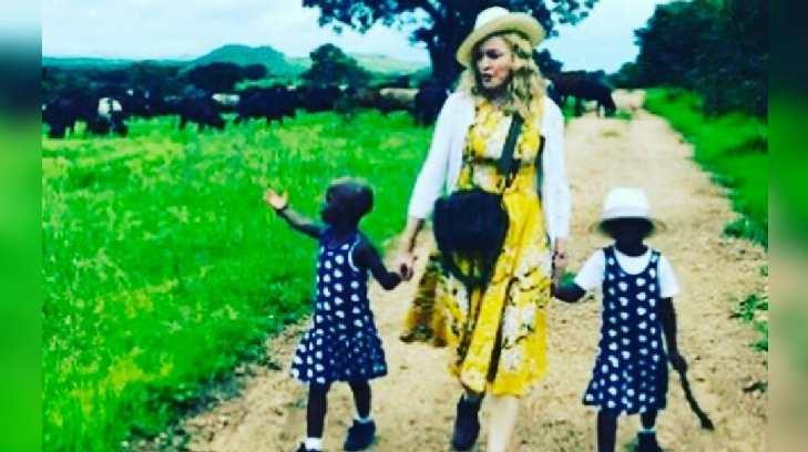 Madonna adoptó a mellizas de Malaui; compartió video de ellas cantando