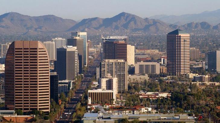 Gobernador de Arizona retira plan contra ciudades santuario