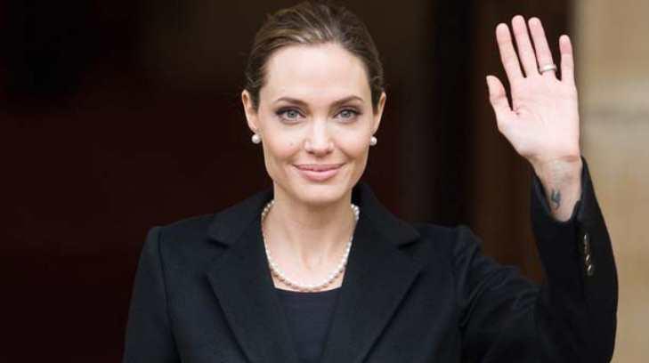 Angelina Jolie fue criticada por usar ropa ‘inadecuada’