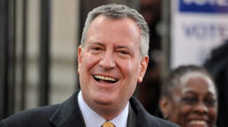 Alcalde de NY reafirma protección a migrantes