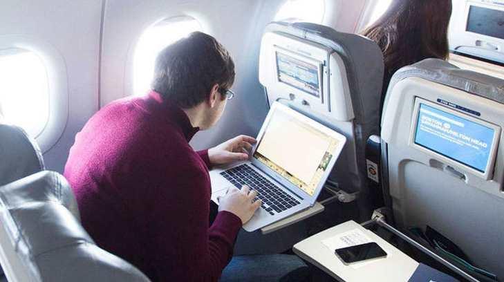 #Entérate | EU prohíbe llevar aparatos electrónicos en vuelos procedentes de 10 países