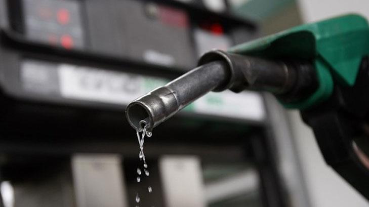 Precio de la gasolina Premium bajará 3 centavos este viernes