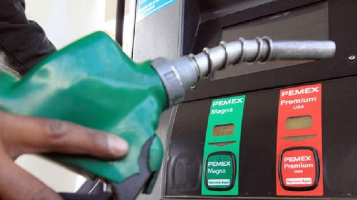 Gasolina Premium y diésel suben un centavo