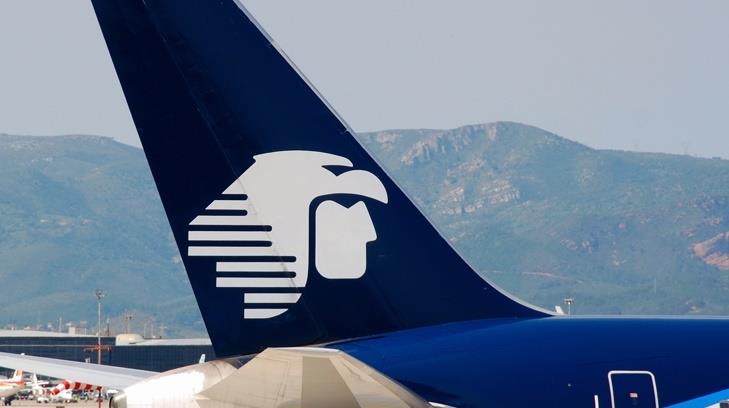 Pilotos ceden bajar su sueldo; Aeroméxico se ahorrará 350 mdd