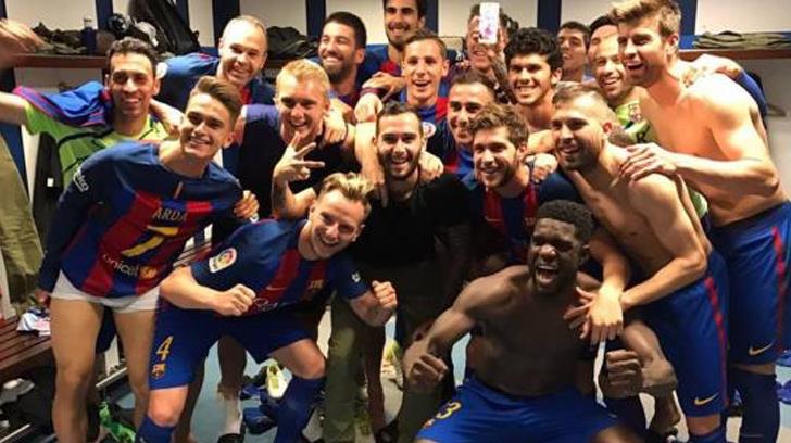 Jugadores del Barcelona celebran en redes sociales