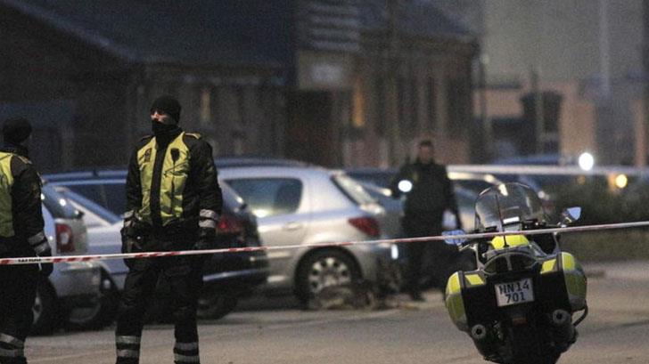 Suman tres muertos por tiroteo en Campos Elíseos en París