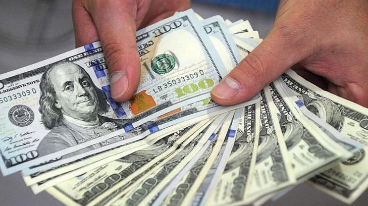 El dólar desciende a 18.5495 pesos en el Forex