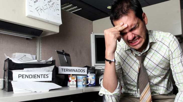 Evitar largas jornadas en el trabajo previene estrés laboral