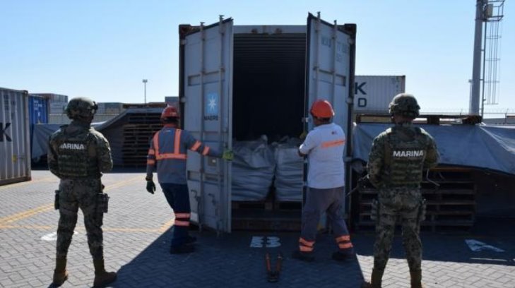 La Marina aseguró 794 sacos de sal contaminada con cocaína