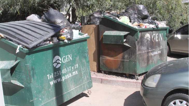 Vecinos de Las Pilas molestos por basura acumulada de la PGR