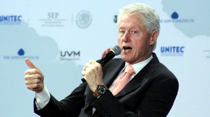 Bill Clinton publicará novela de suspenso