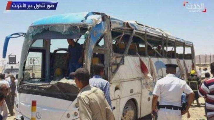Ataque terrorista contra un autobús deja 23 muertos en Egipto