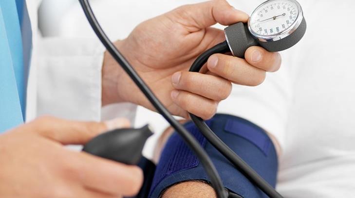 ¿Cuáles son las causas que producen la hipertensión?