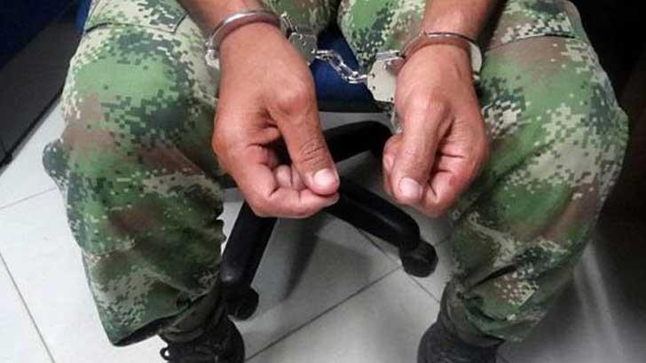 Liberan a soldado tras 10 años de cárcel; fue acusado de dejar pasar un tráiler con droga en Sonora