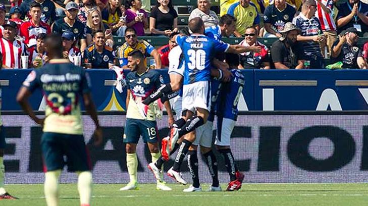 Gallos del Querétaro vence a un América sin pegada en final de Súper Copa