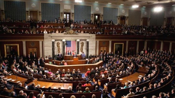 Senado de EU avanza en debate sobre iniciativa para reemplazar Obamacare