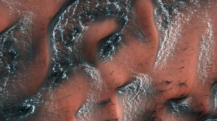 La NASA comparte fotografías de dunas nevadas en Marte
