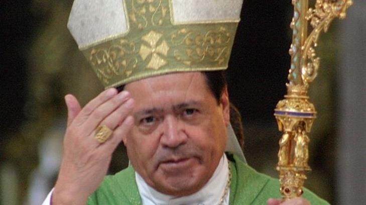 Hospitalizan al cardenal emérito Norberto Rivera por Covid-19