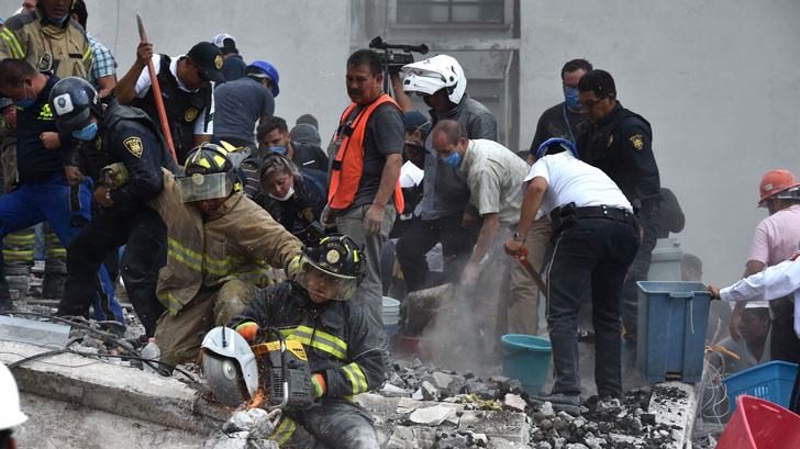 #URGENTE | Aumenta cifra de fallecidos a 138 muertos por sismo de 7.1