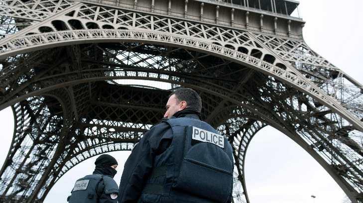 Cierran acceso a la Torre Eiffel por huelga general en Francia