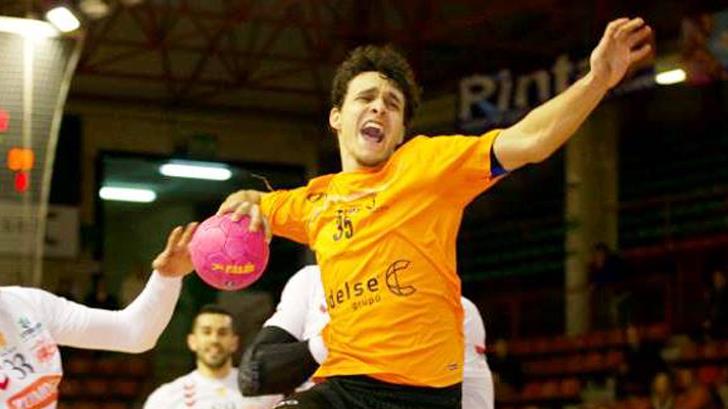 Alán Villalobos se une a selección mexicana de Handball