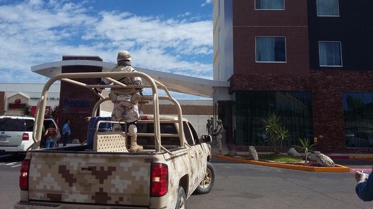 Fuerzas Federales catean hotel en Nogales