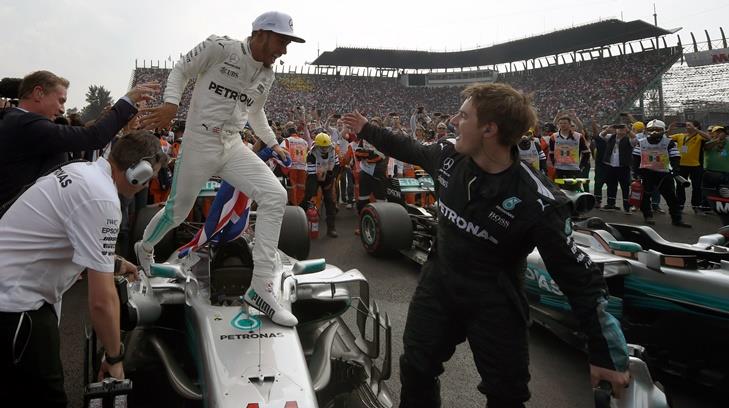 Hamilton gana su cuarta corona de Fórmula Uno y Max Verstappen el Gran Premio de México