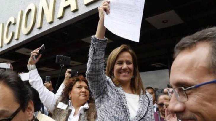 Margarita Zavala se registra ante el INE como aspirante a candidata independiente