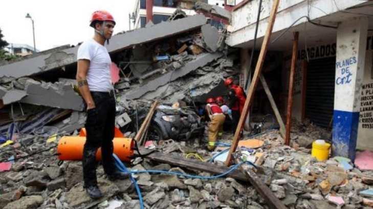 Suman 361 muertos por sismos en México