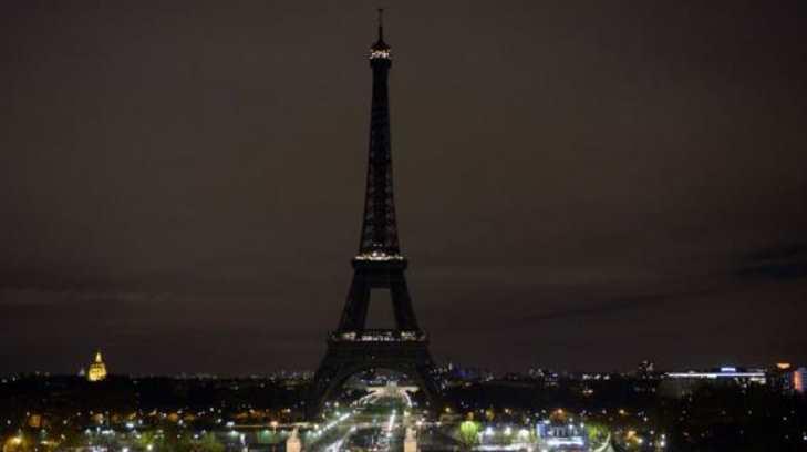 Torre Eiffel apagará sus luces por las víctimas del tiroteo en Las Vegas