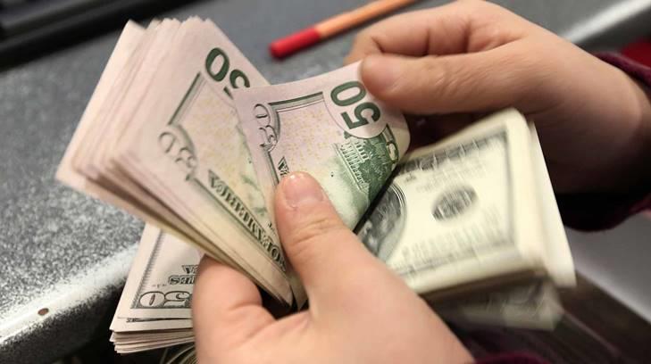 Dólar cierra la semana en 19.31 pesos a la venta en bancos