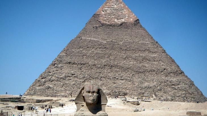 Científicos descubren gran cavidad interna en la Gran Pirámide de Keops