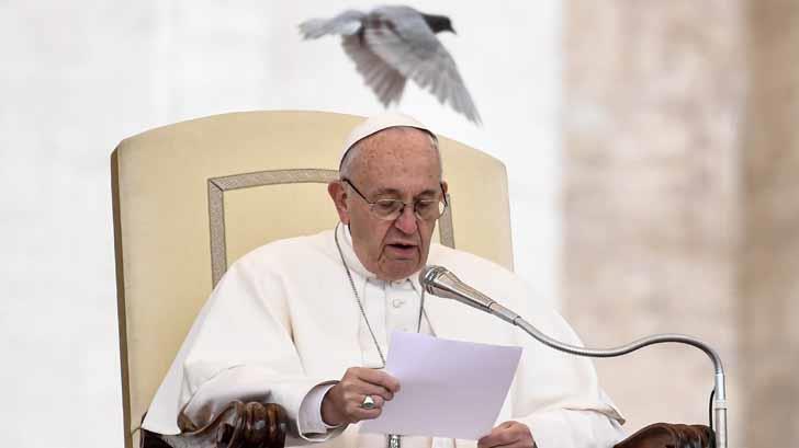 Negación del cambio climático es una actitud perversa, advierte el Papa Francisco