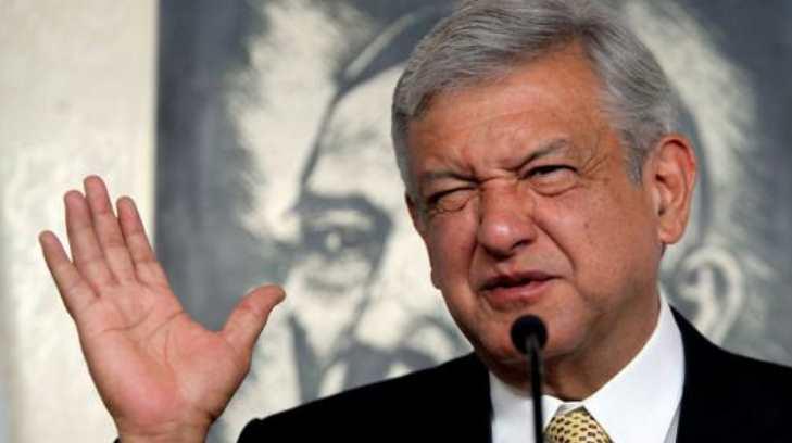 Obrador se registrará como precandidato presidencial este martes