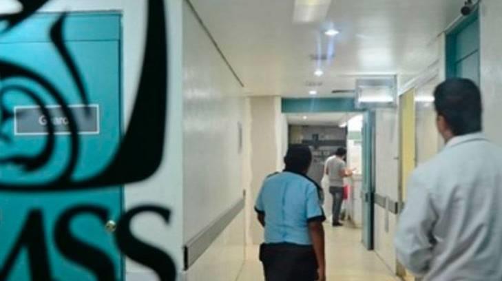 Pide IMSS a trabajadores de salud no utilizar uniforme en las calle