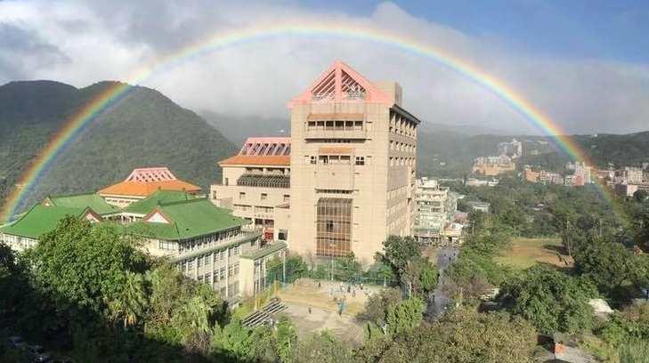 En Taiwán buscan 36 mil fotos para demostrar nueve horas continuas de arcoíris
