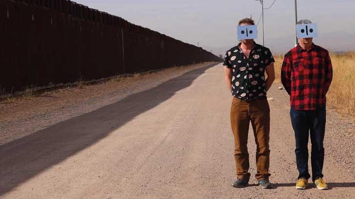 Mandan mensaje a Trump desde muro línea fronteriza Sonora-Arizona
