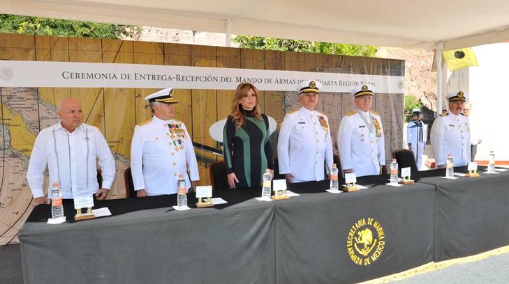 El Almirante Juan Guillermo Fierro Rocha tomó protesta como Comandante de la Cuarta Región Naval