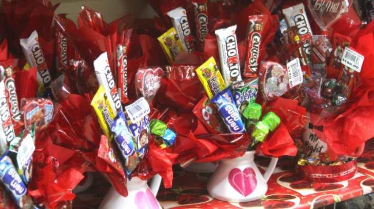La Condusef recomienda evitar gastos innecesarios por San Valentín
