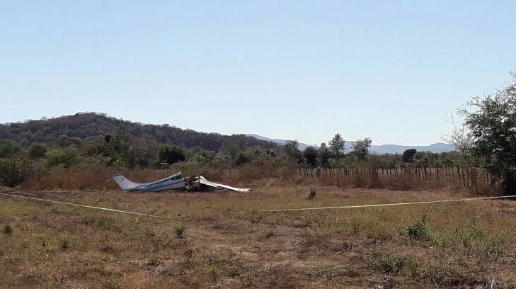 Avioneta se desploma en Sinaloa y deja dos muertos