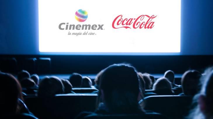 Cinemex dice adiós a la Pepsi y destapa una Coca-Cola para celebrar su nueva alianza