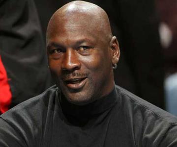 Michael Jordan planea vender sus acciones de los Hornets de Charlotte