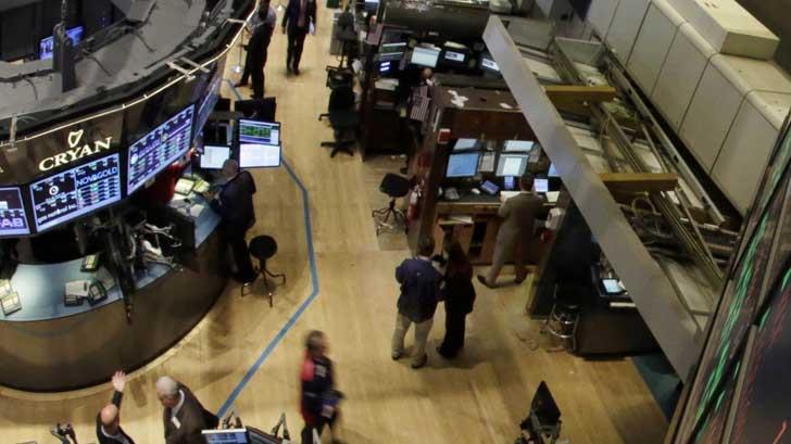 Suspenden Wall Street ante “desplome” del 7%