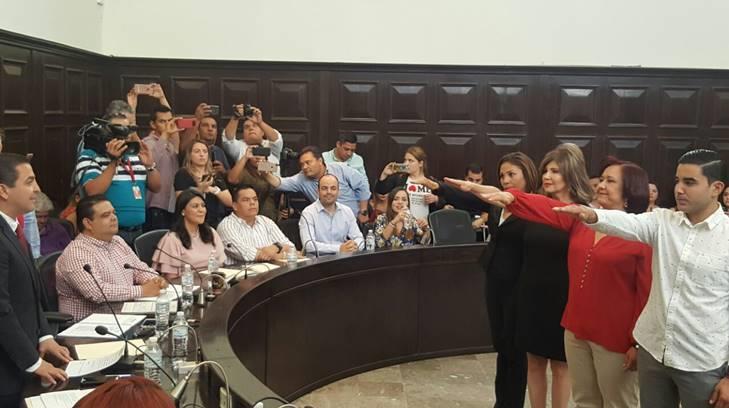 Angelina Muñoz tomó hoy protesta como alcaldesa de Hermosillo