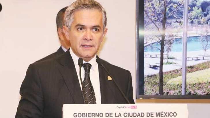 Registran ante el INE a Miguel Ángel Mancera como candidato al Senado