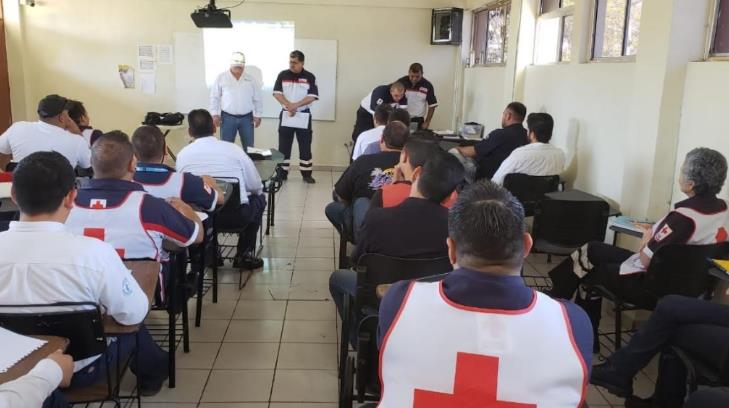 AUDIO | Cruz Roja certifica a 30 conductores de ambulancia en Guaymas