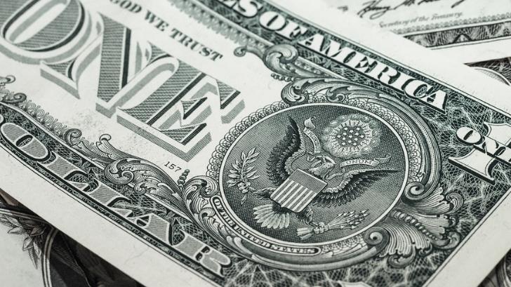 Dólar llega a los 18.63 pesos de venta en bancos