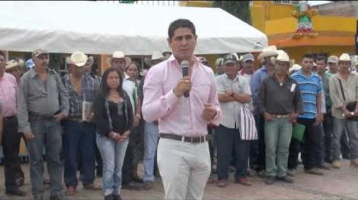 Balean a candidato por alcaldía de Eduardo Neri en Guerrero